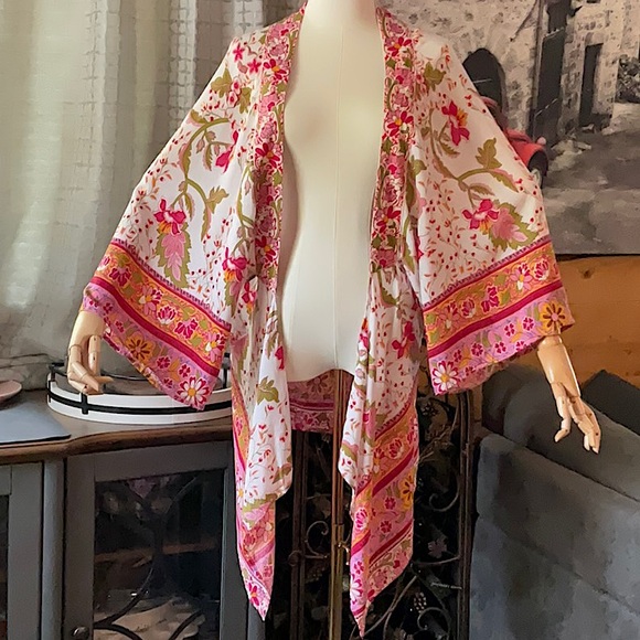 UMGEE USA Floral Kimono size S/M - Picture 1 of 11